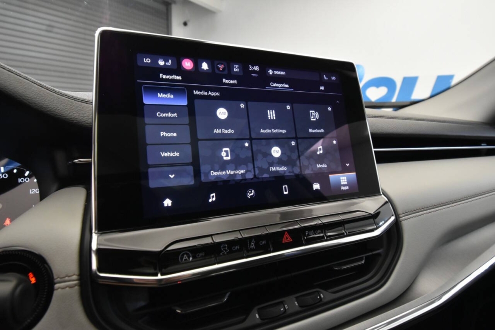 2022 Jeep Compass Limited, Black, Mileage: 40,254 - photo 21