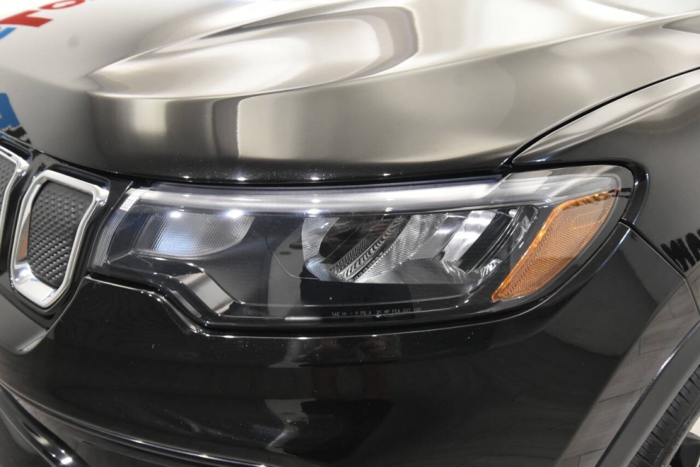 2022 Jeep Compass Limited, Black, Mileage: 40,254 - photo 7