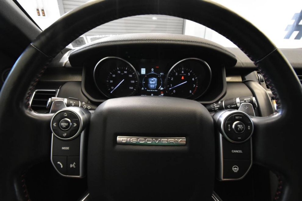 2017 Land Rover Discovery HSE Luxury AWD 4dr SUV, Red, Mileage: 79,647 - photo 29