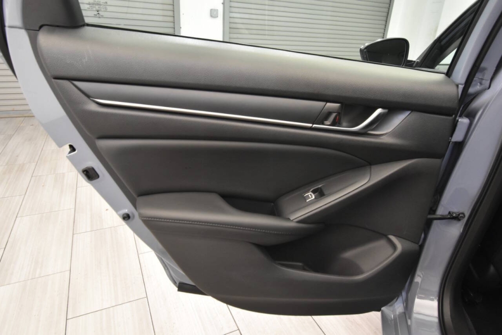 2022 Honda Accord Sport Special Edition 4dr Sedan, Gray, Mileage: 30,158 - photo 13