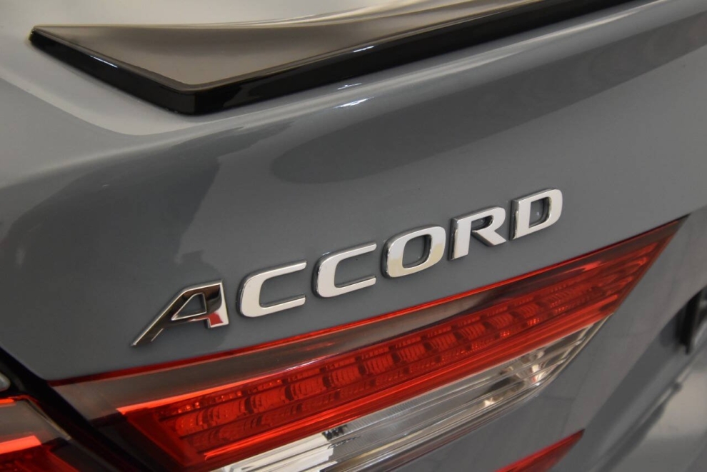 2022 Honda Accord Sport Special Edition 4dr Sedan, Gray, Mileage: 30,158 - photo 29