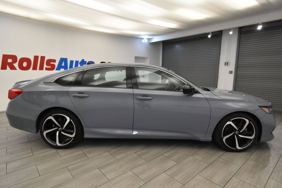 2022 Honda Accord Sport Special Edition 4dr Sedan, Gray, Mileage: 30,158 - photo 5