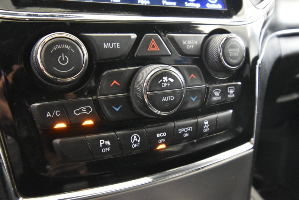 2020 Jeep Grand Cherokee Limited, Gris, Mileage: 66,496 - photo 21