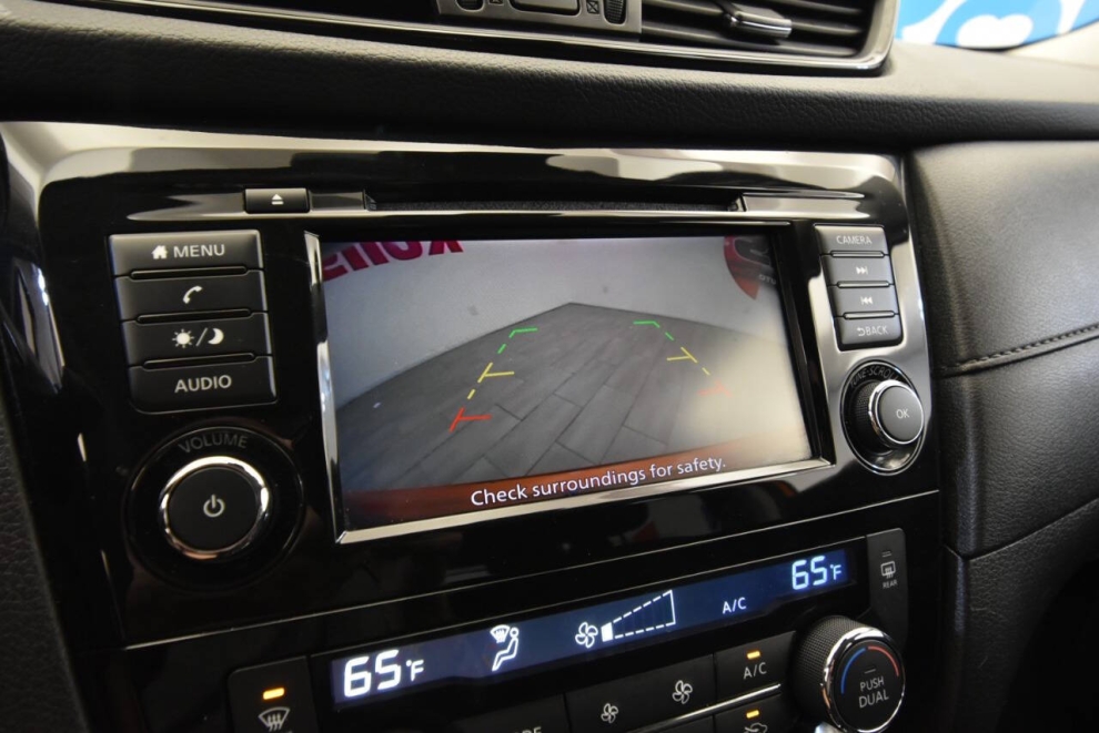 2019 Nissan Rogue SV AWD, Orange, Mileage: 106,164 - photo 23