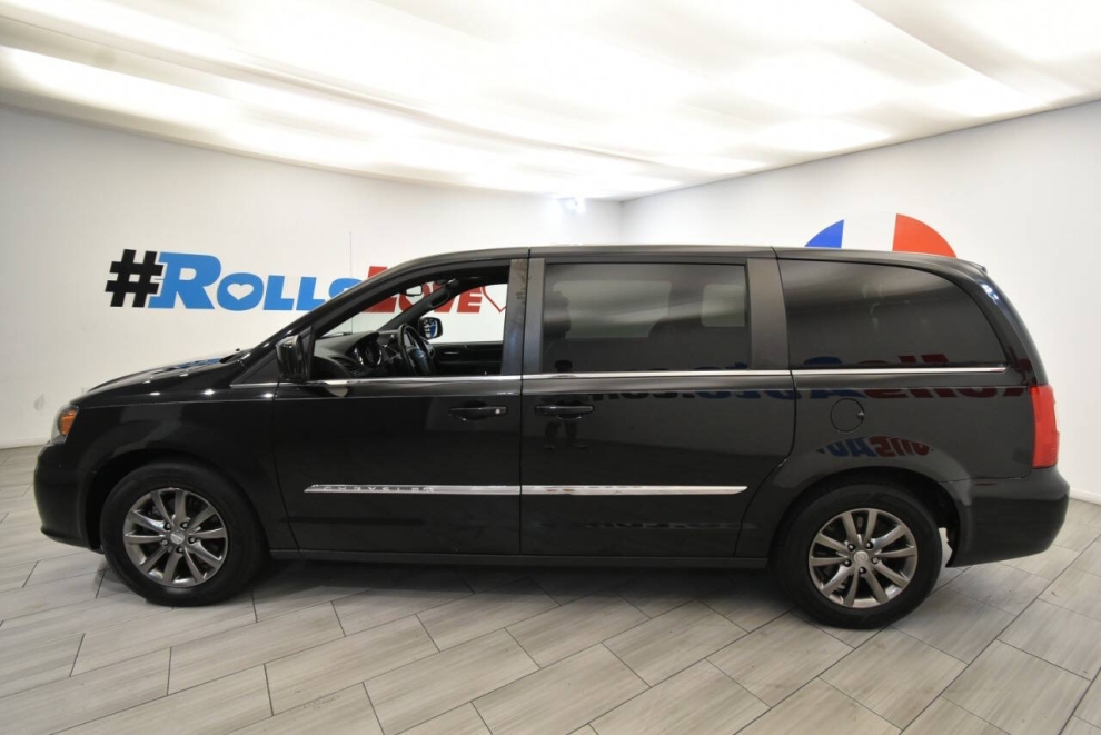 2016 Chrysler Town and Country S 4dr Mini Van, Black, Mileage: 116,241 - photo 1