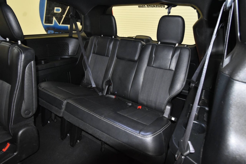 2016 Chrysler Town and Country S 4dr Mini Van, Black, Mileage: 116,241 - photo 12