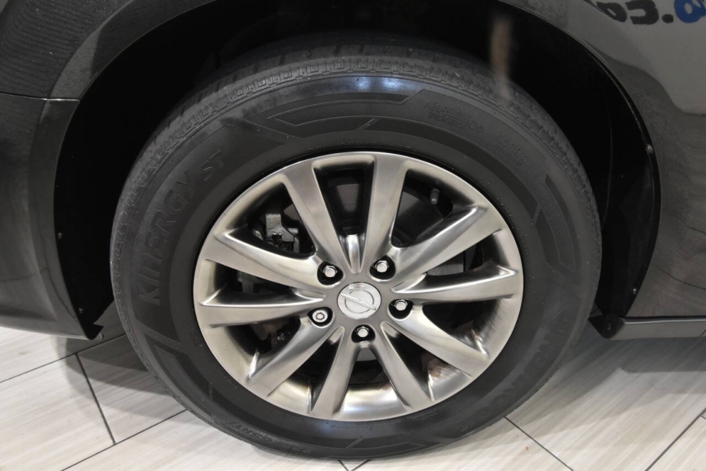 2016 Chrysler Town and Country S 4dr Mini Van, Black, Mileage: 116,241 - photo 7
