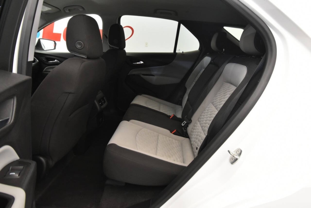 2018 Chevrolet Equinox LT 4x4 4dr SUV w/1LT, White, Mileage: 109,214 - photo 12