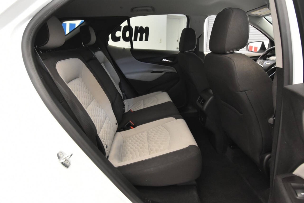 2018 Chevrolet Equinox LT 4x4 4dr SUV w/1LT, White, Mileage: 109,214 - photo 16