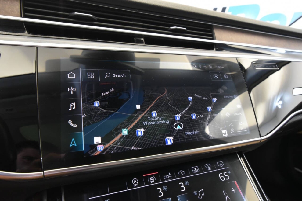 2019 Audi A8 L quattro 55 TFSI AWD 4dr Sedan, White, Mileage: 98,200 - photo 22
