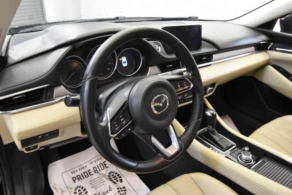 2020 Mazda MAZDA6 Touring 4dr Sedan, Black, Mileage: 112,335 - photo 10