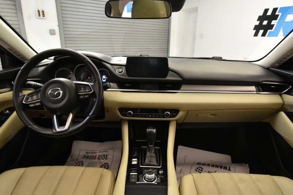 2020 Mazda MAZDA6 Touring 4dr Sedan, Black, Mileage: 112,335 - photo 15