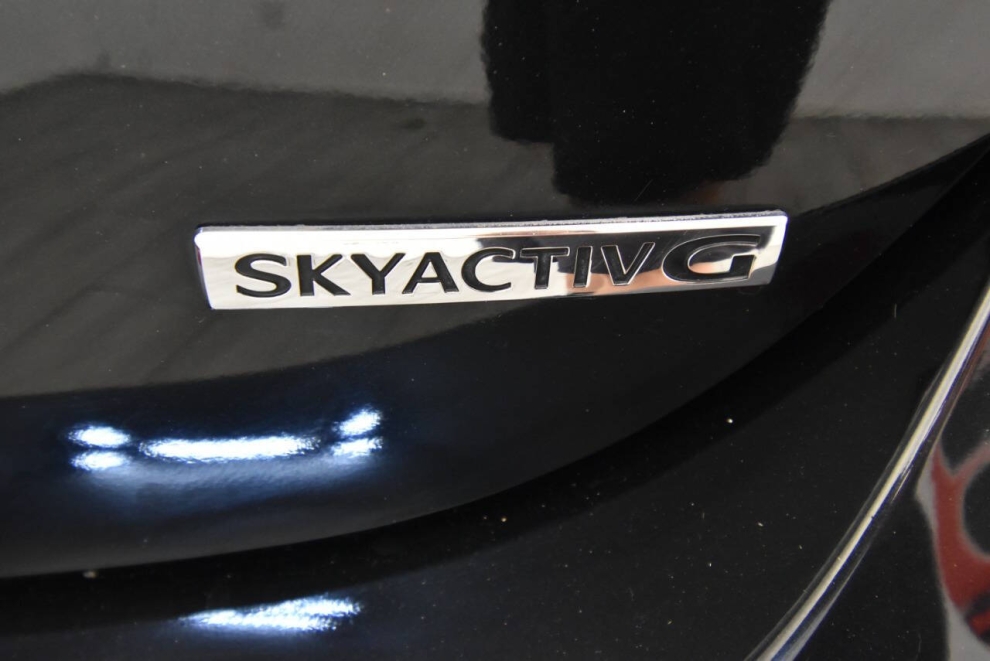 2020 Mazda MAZDA6 Touring 4dr Sedan, Black, Mileage: 112,335 - photo 28
