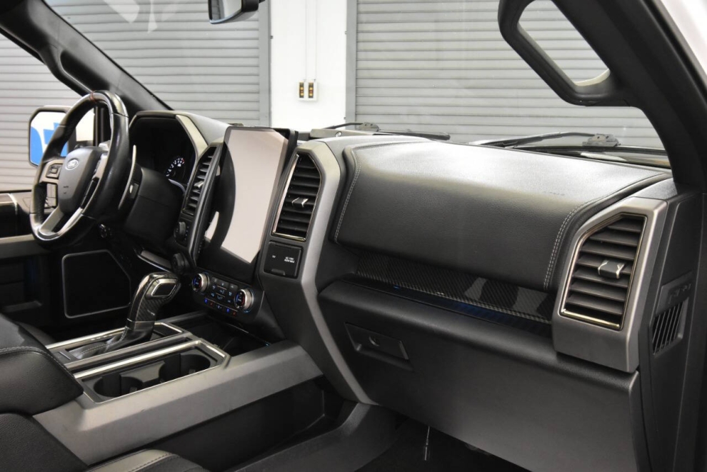 2019 Ford F-150 Raptor 4x4 4dr SuperCrew 5.5 ft. SB, White, Mileage: 107,919 - photo 15