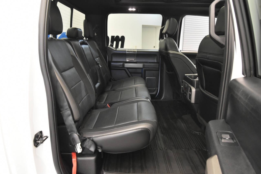 2019 Ford F-150 Raptor 4x4 4dr SuperCrew 5.5 ft. SB, White, Mileage: 107,919 - photo 17