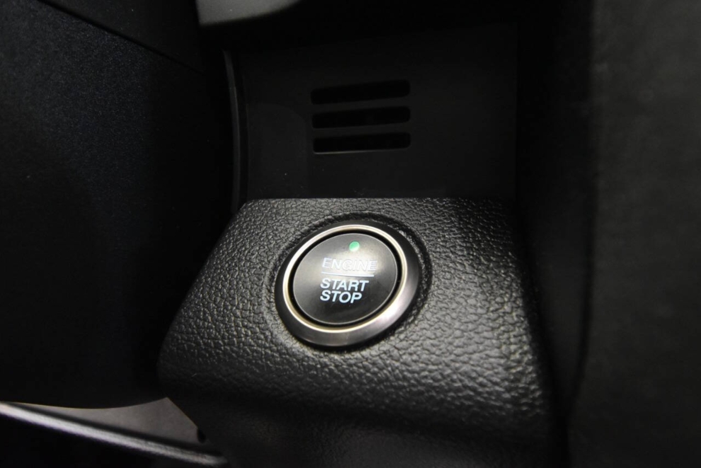 2019 Ford F-150 Raptor 4x4 4dr SuperCrew 5.5 ft. SB, White, Mileage: 107,919 - photo 20