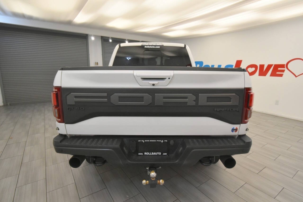 2019 Ford F-150 Raptor 4x4 4dr SuperCrew 5.5 ft. SB, White, Mileage: 107,919 - photo 3