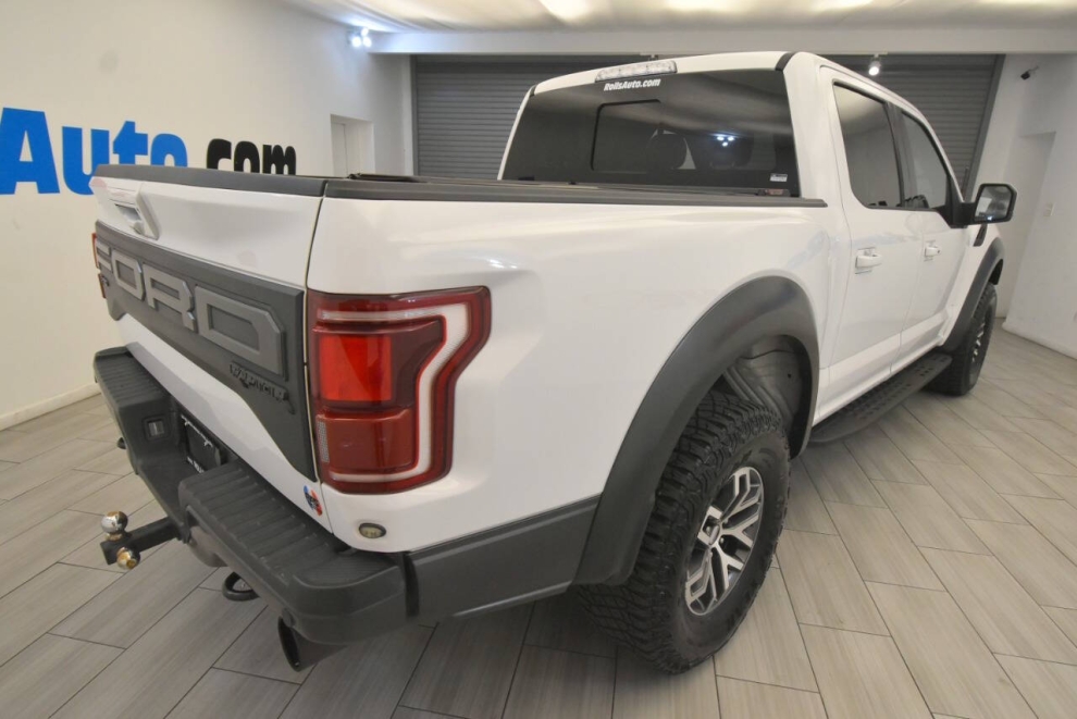 2019 Ford F-150 Raptor 4x4 4dr SuperCrew 5.5 ft. SB, White, Mileage: 107,919 - photo 4