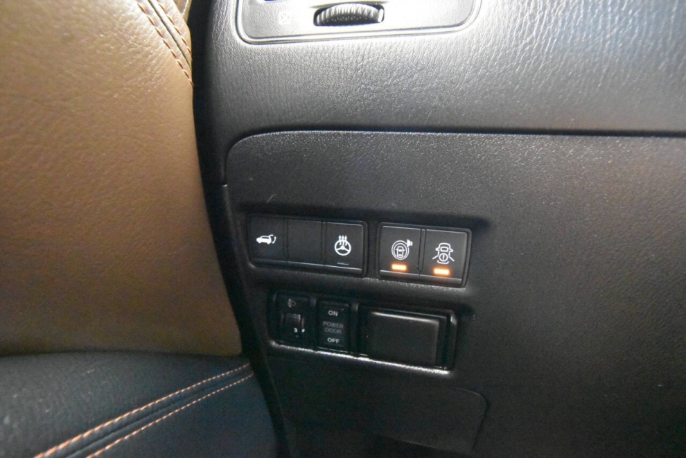2019 Nissan Armada Platinum Reserve, Black, Mileage: 115,199 - photo 31
