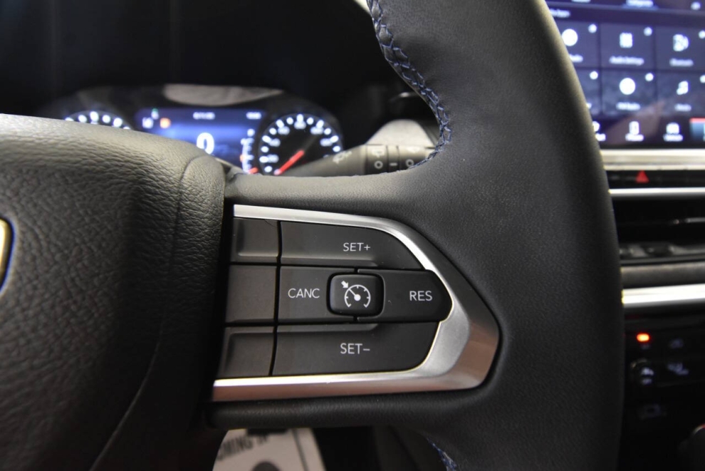 2022 Jeep Compass, Negro, Mileage: 62,582 - photo 25