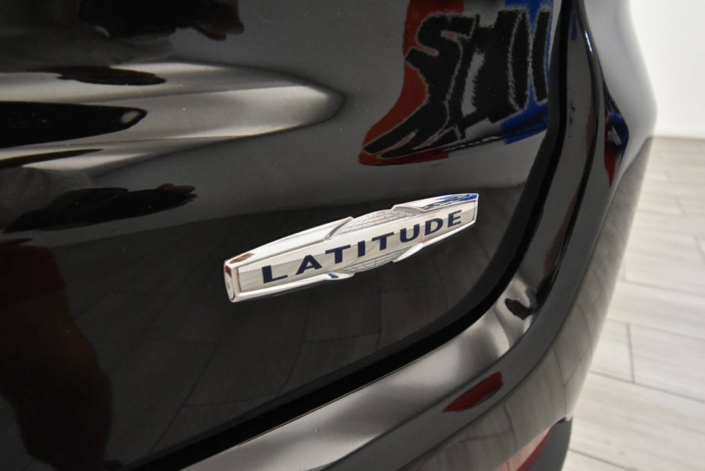 2022 Jeep Compass, Negro, Mileage: 62,582 - photo 29