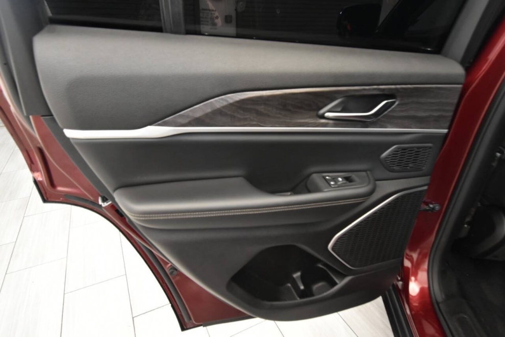 2024 Jeep Grand Cherokee 4XE, Red, Mileage: 64,715 - photo 13