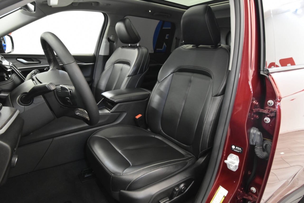 2024 Jeep Grand Cherokee 4XE, Red, Mileage: 64,715 - photo 9