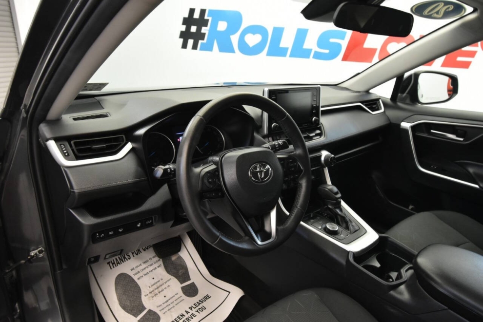 2020 Toyota RAV4 Hybrid XLE AWD 4dr SUV, Gray, Mileage: 89,940 - photo 10