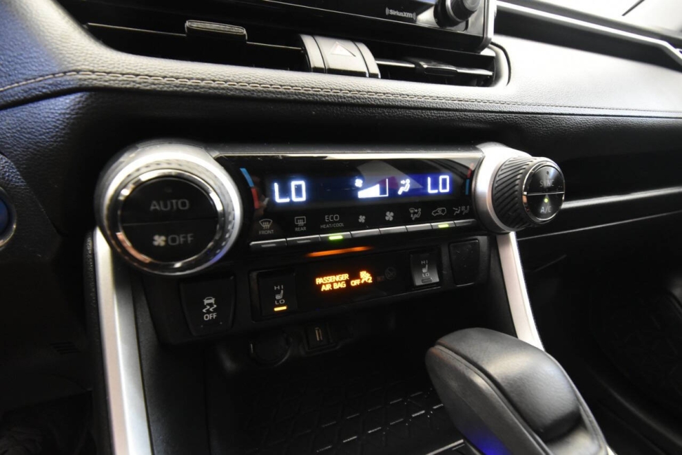2020 Toyota RAV4 Hybrid XLE AWD 4dr SUV, Gray, Mileage: 89,940 - photo 21