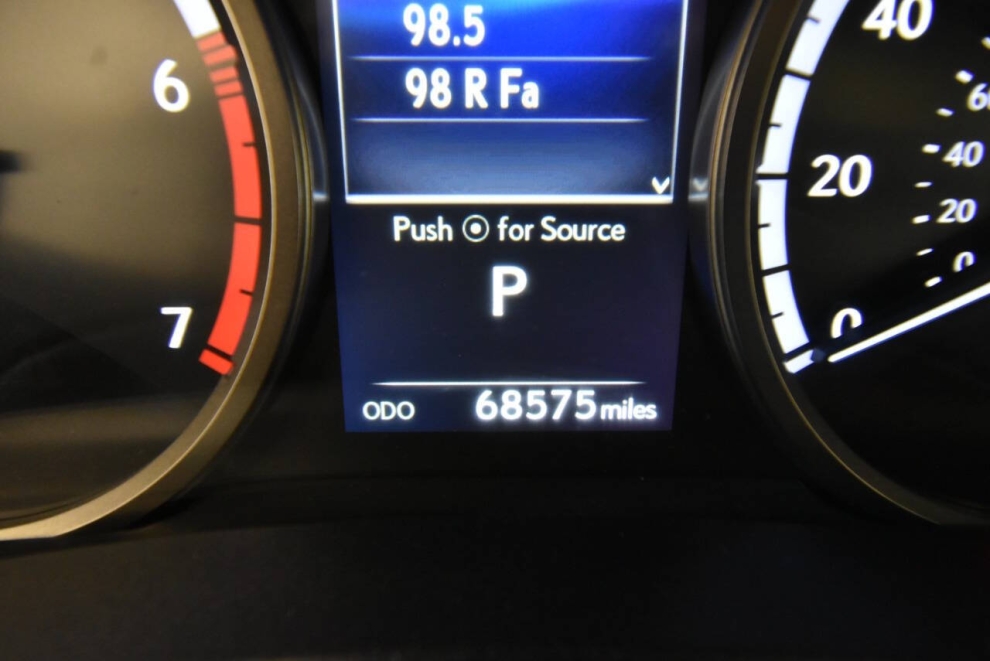 2019 Lexus NX 300, Gris, Mileage: 68,569 - photo 27