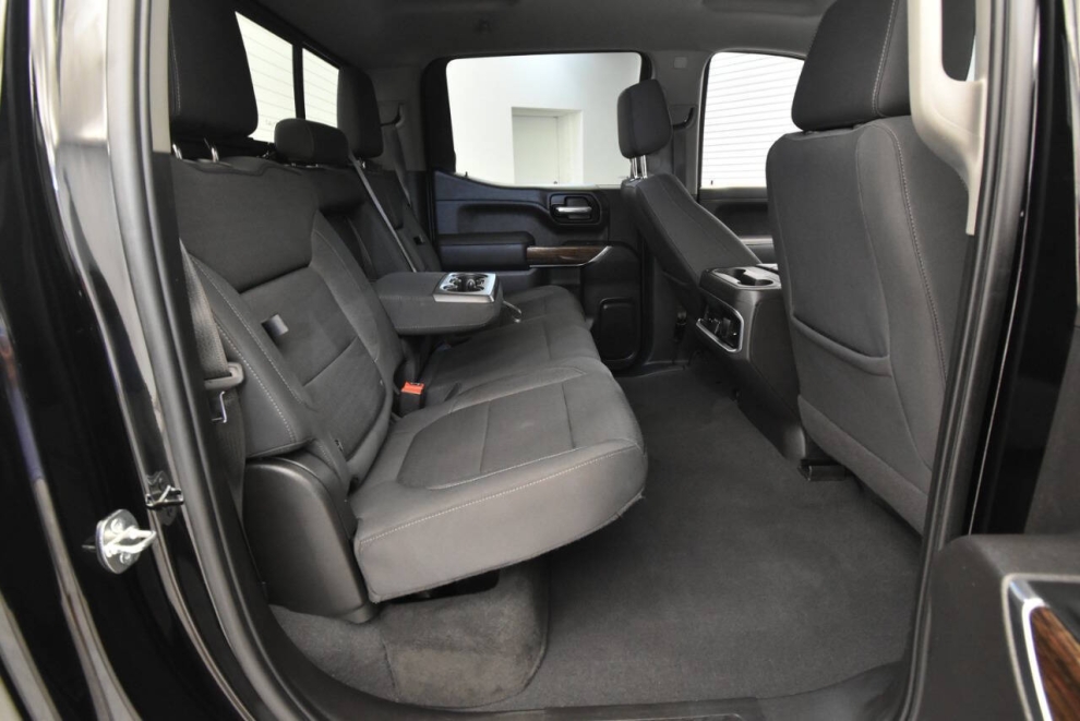 2022 GMC Sierra 1500 Limited Elevation, Black, Mileage: 68,478 - photo 17