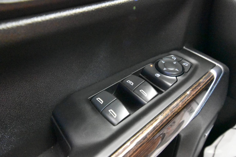 2022 GMC Sierra 1500 Limited Elevation, Black, Mileage: 68,478 - photo 30