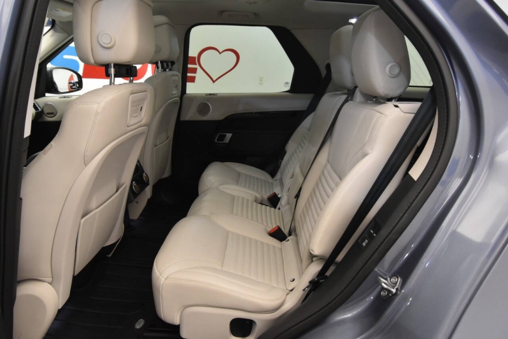 2023 Land Rover Discovery P300 S AWD 4dr SUV, Azul, Mileage: 49,700 - photo 10