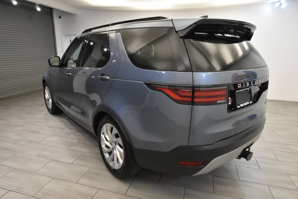 2023 Land Rover Discovery P300 S AWD 4dr SUV, Azul, Mileage: 49,700 - photo 2