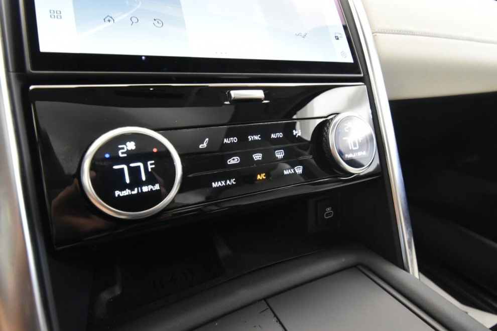 2023 Land Rover Discovery P300 S AWD 4dr SUV, Azul, Mileage: 49,700 - photo 24