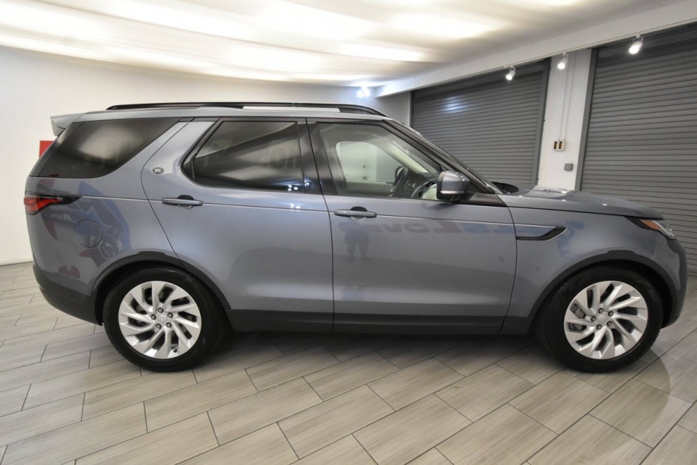 2023 Land Rover Discovery P300 S AWD 4dr SUV, Azul, Mileage: 49,700 - photo 5
