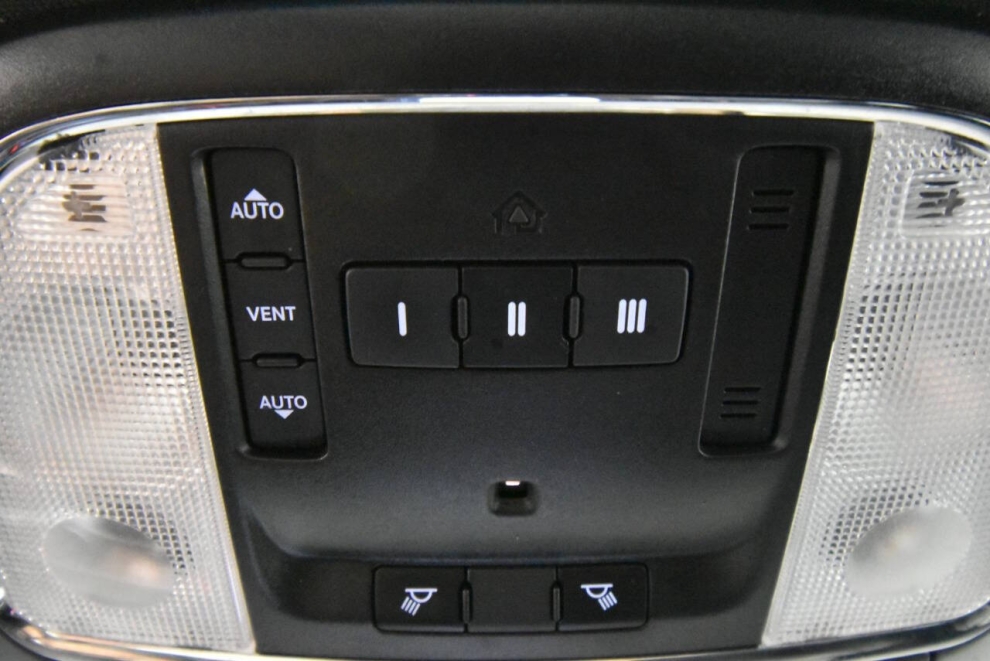 2016 Dodge Charger SXT AWD 4dr Sedan, Silver, Mileage: 108,118 - photo 28