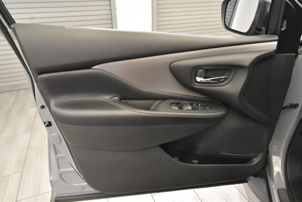 2024 Nissan Murano SV AWD 4dr SUV, Gris, Mileage: 11,179 - photo 11