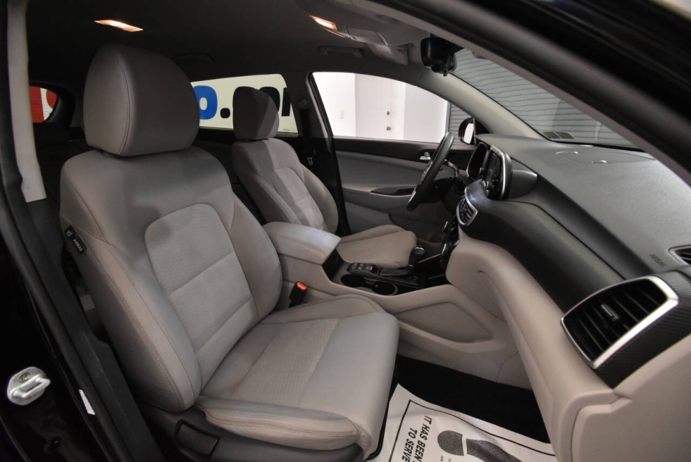 2019 Hyundai Tucson Value, Black, Mileage: 80,790 - photo 15
