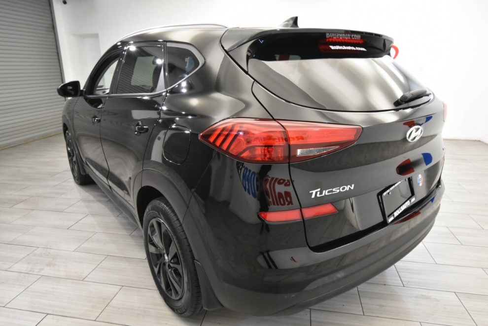 2019 Hyundai Tucson Value, Black, Mileage: 80,790 - photo 2