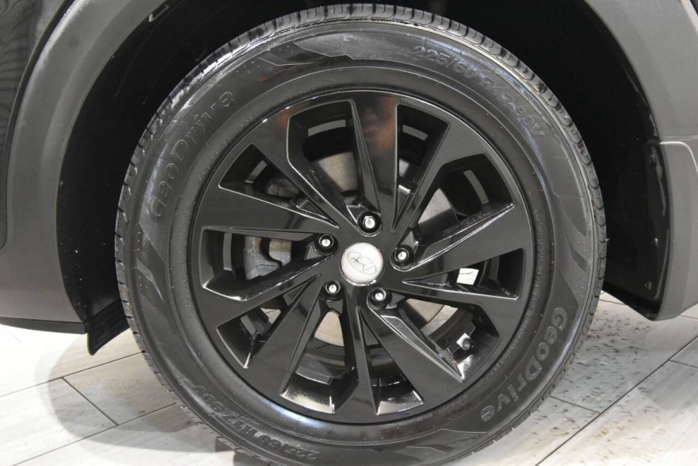 2019 Hyundai Tucson Value, Black, Mileage: 80,790 - photo 9