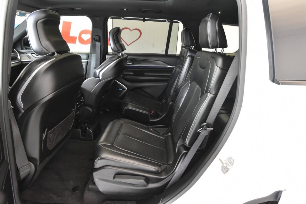 2021 Jeep Grand Cherokee L Overland 4x4 4dr SUV, White, Mileage: 99,498 - photo 12