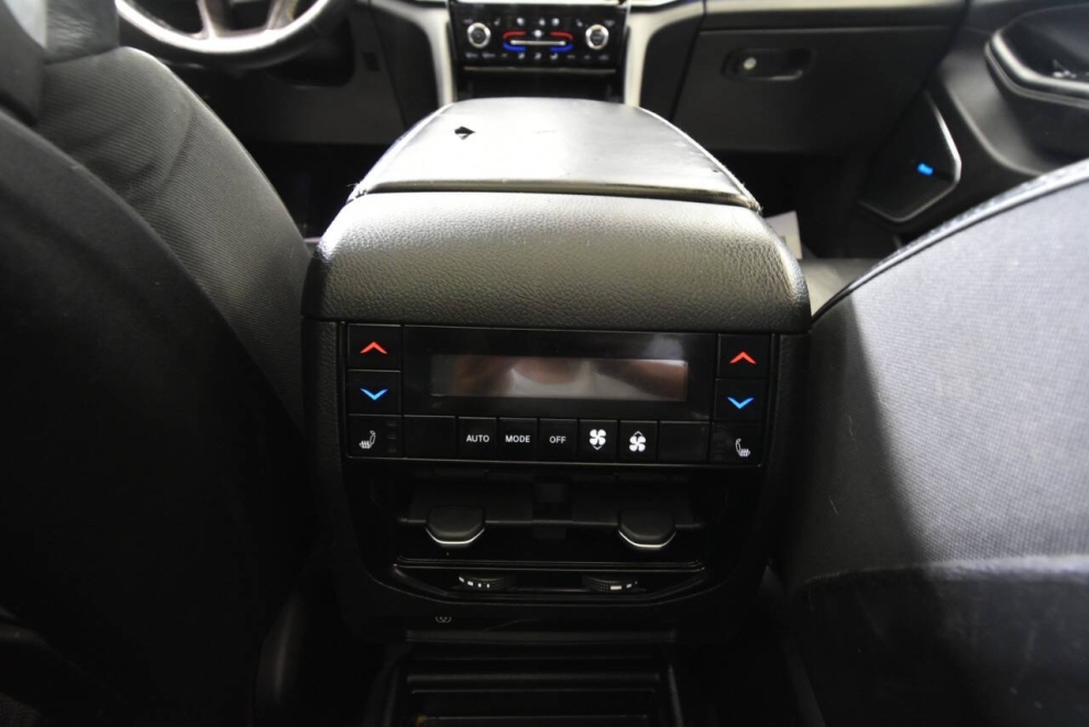2021 Jeep Grand Cherokee L Overland 4x4 4dr SUV, White, Mileage: 99,498 - photo 19