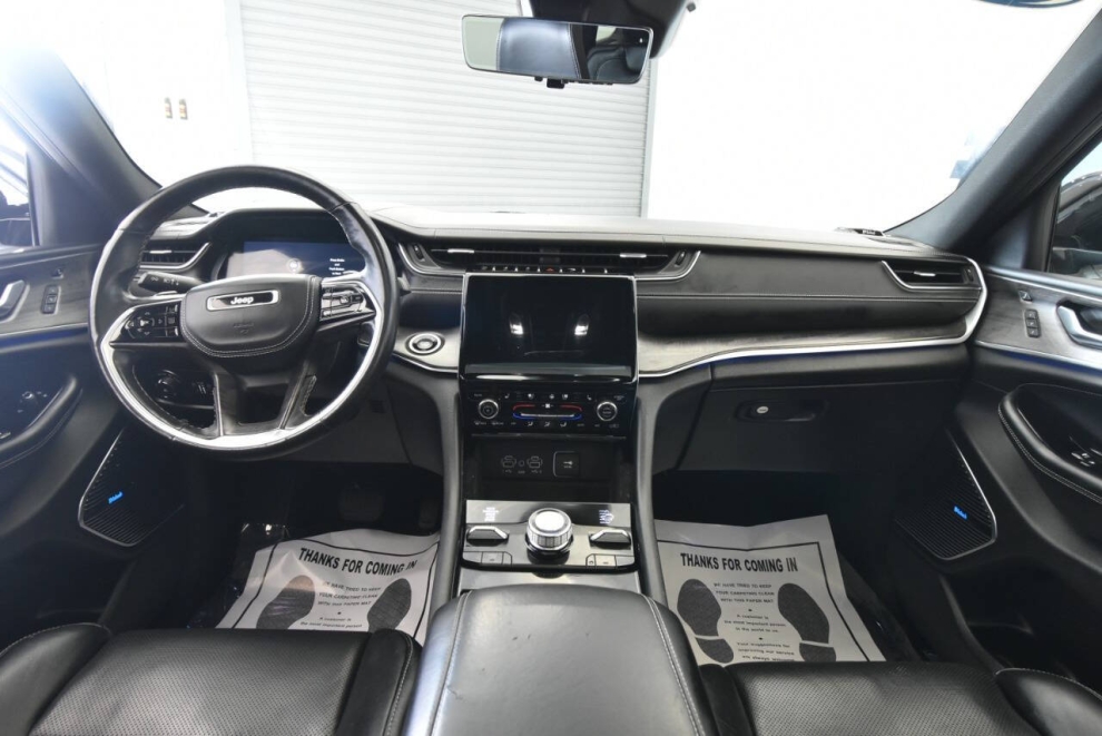 2021 Jeep Grand Cherokee L Overland 4x4 4dr SUV, White, Mileage: 99,498 - photo 20