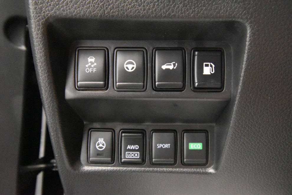 2019 Nissan Rogue SV, Black, Mileage: 27,348 - photo 27