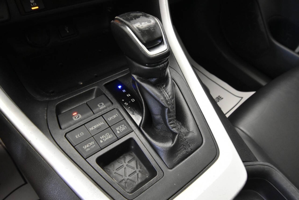 2020 Toyota RAV4 XLE Premium AWD 4dr SUV, Gray, Mileage: 78,512 - photo 20