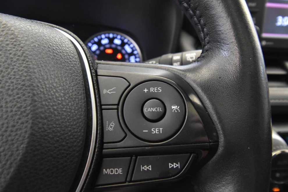 2020 Toyota RAV4 XLE Premium AWD 4dr SUV, Gray, Mileage: 78,512 - photo 26