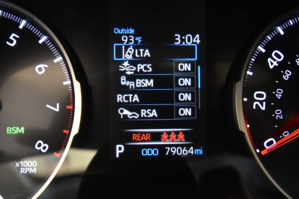 2020 Toyota RAV4 XLE Premium AWD 4dr SUV, Gray, Mileage: 78,512 - photo 27