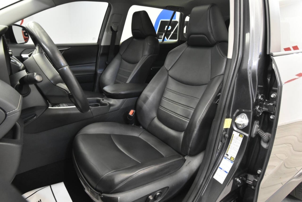2020 Toyota RAV4 XLE Premium AWD 4dr SUV, Gray, Mileage: 78,512 - photo 9