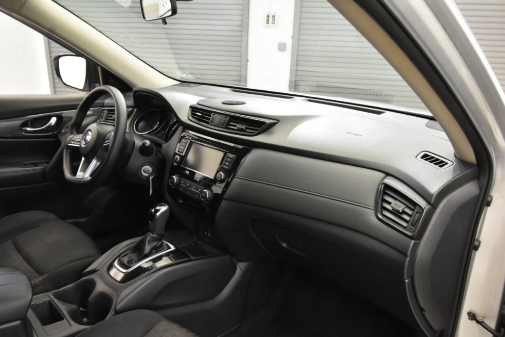 2018 Nissan Rogue S, Silver, Mileage: 92,474 - photo 14
